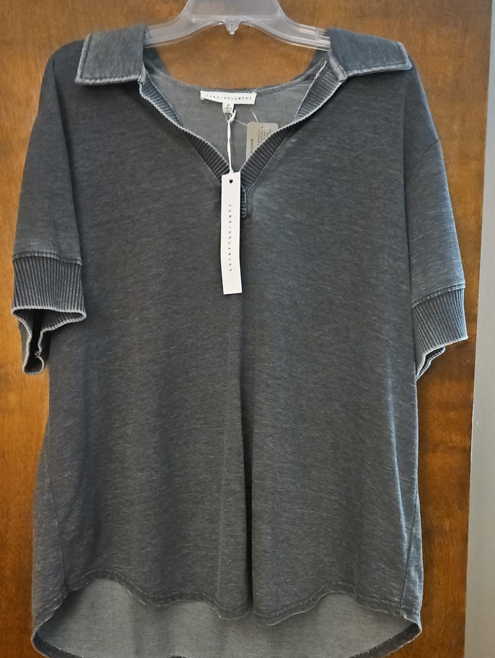 Jane + Delancey Charcoal V-Neck Short-Sleeve Womens Sweatshirt 1X